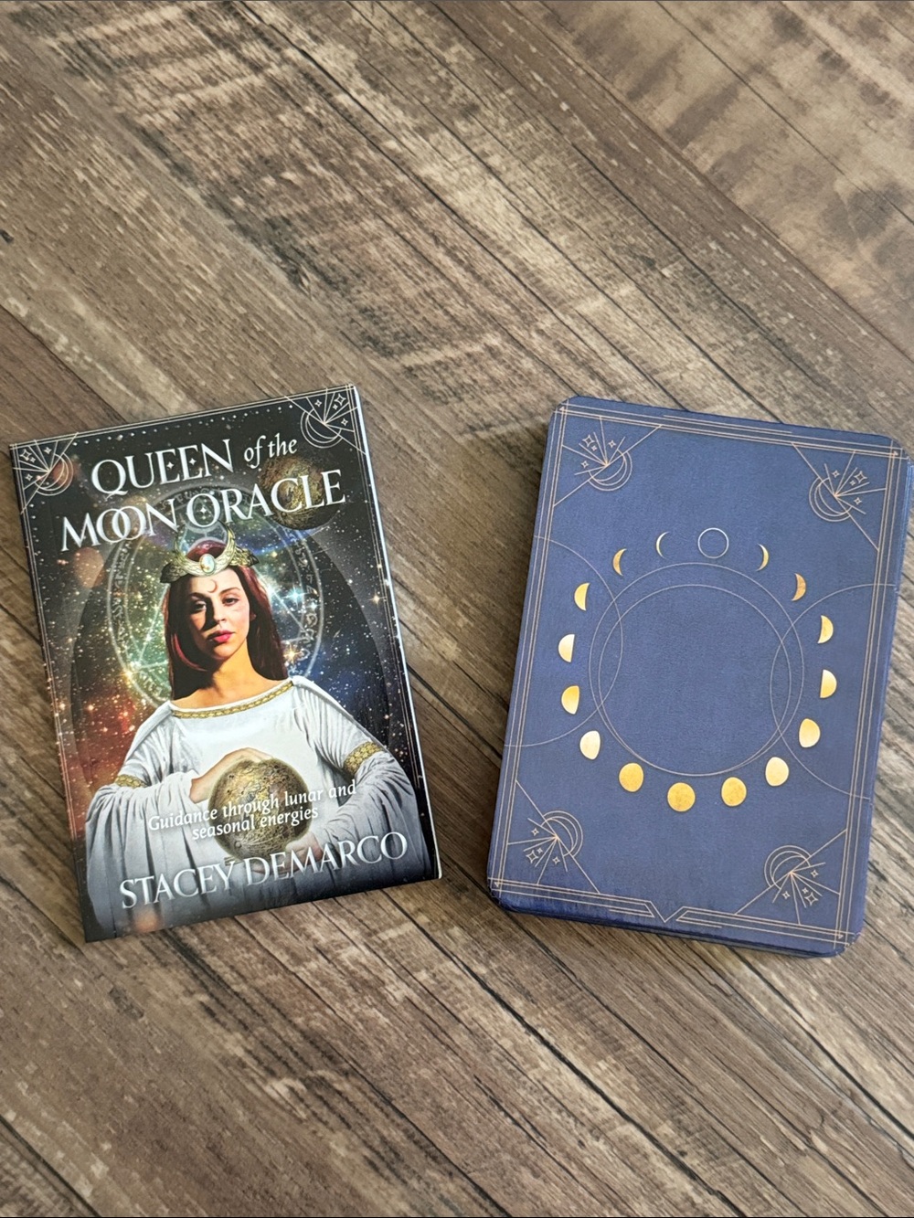 Queen of the Moon Oracle deck